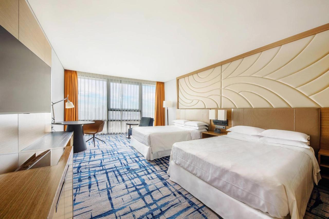 Sheraton Seoul D Cube City Hotel Gimpo Екстериор снимка